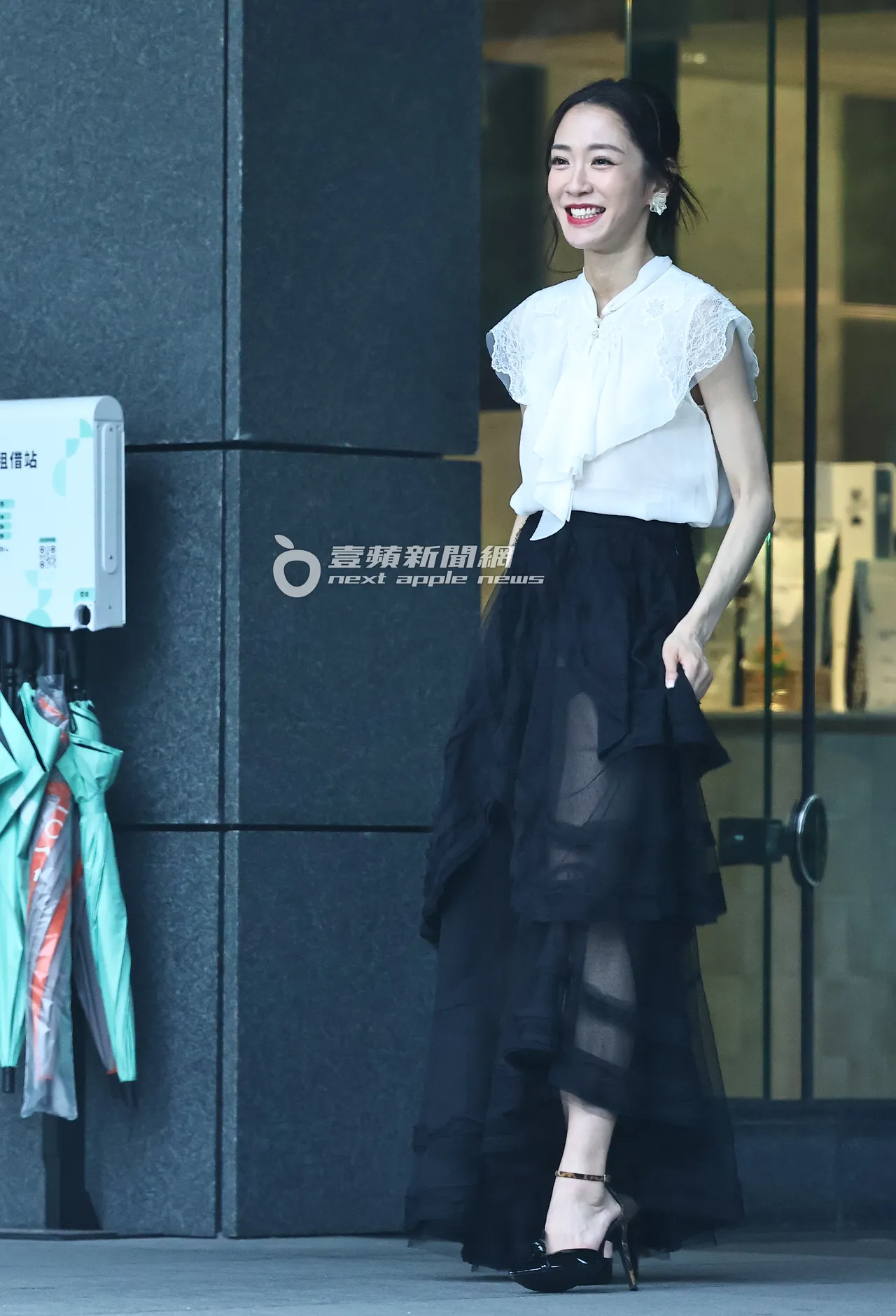 杨千霈带著笑容上工。特勤中心摄