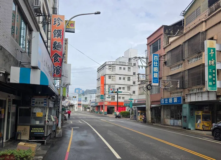 近3年在中部五县市中,苗栗县的平均房价涨幅最快,高达27.2%、接近3成,涨幅为中部县市之冠。中信房屋提供