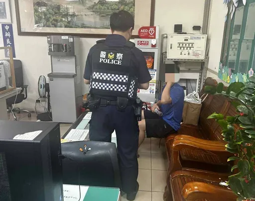 北漂男申请急难纾困资格不符遭拒!情绪失控 大园警暖心安抚