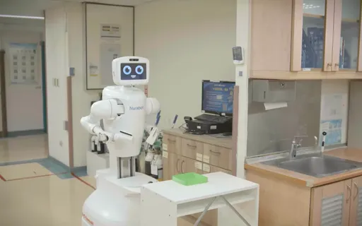 鴻海二度獲邀雙十國慶影片!AI護理機器人、電巴Model T驚喜登場