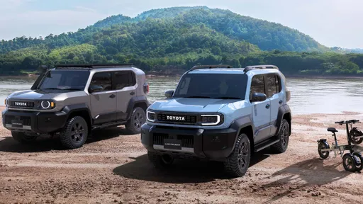Toyota Land Cruiser FJ登場 復古越野靈魂回歸、硬派風重現經典