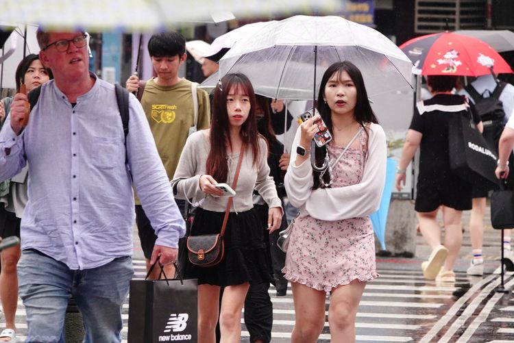 北部明高溫28℃　周五起又降雨！氣溫殺到19℃