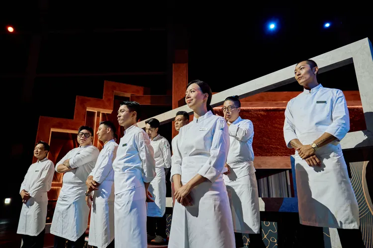 10位星廚展開激烈廝殺戰。華視提供