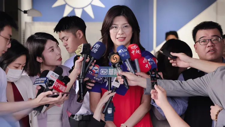 郑丽文当选蓝营党魁！台湾基进：中国全面掌控党、党团、地方
