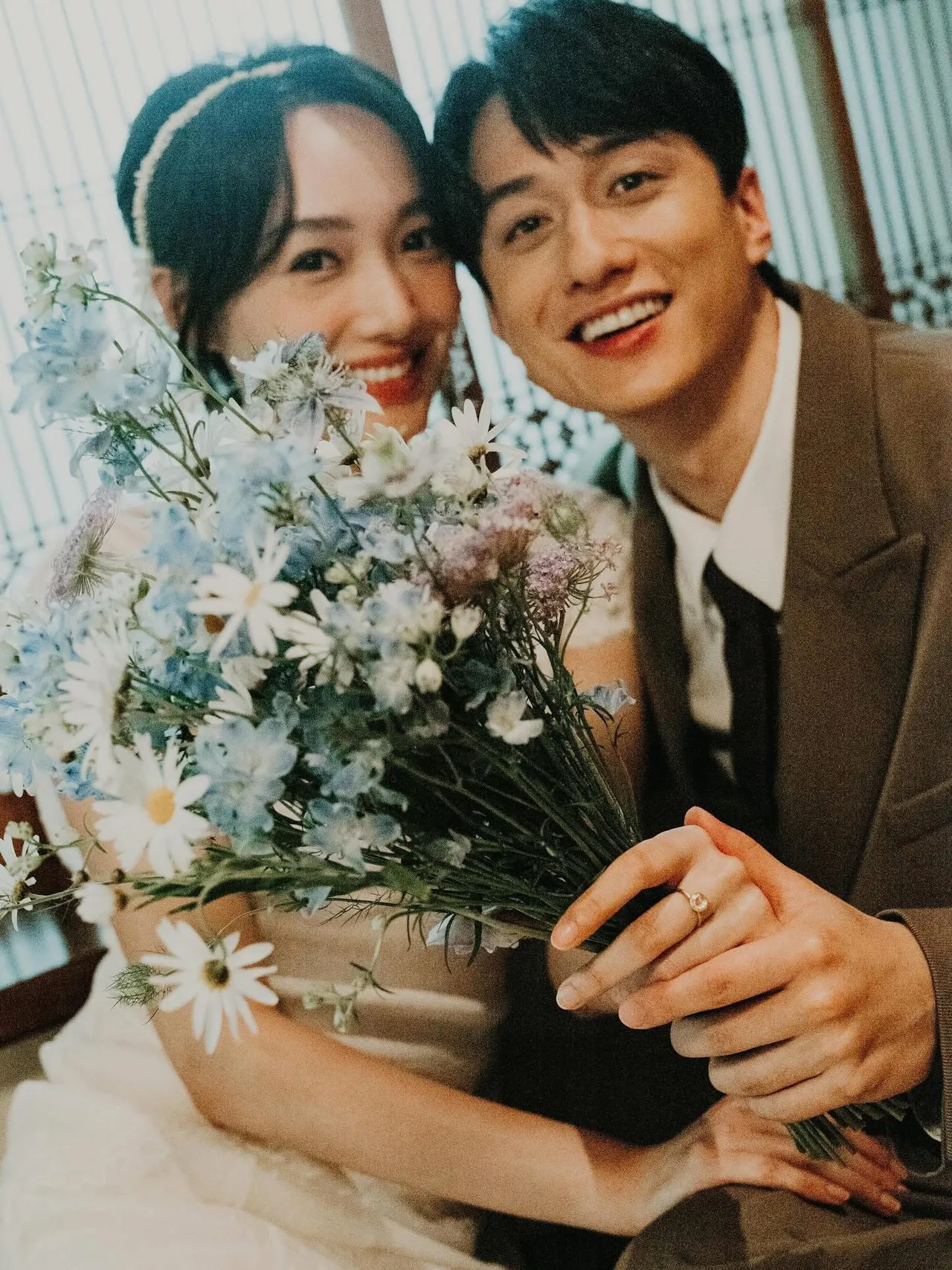 刘俊谦(右)与蔡思韵交往5年修成正果。摘自脸书