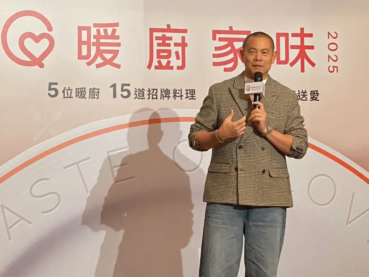 曾参与计划的主厨江振诚现身。庄伟祺摄