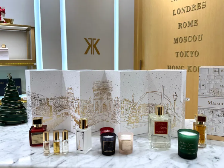 MFK 2025限量跨年倒數日曆共有7天、8份驚喜，3萬8800元。張家玲攝