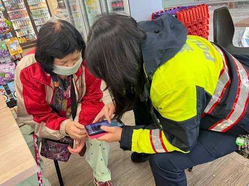 便利商店店员机警 及时通报大溪警阻诈