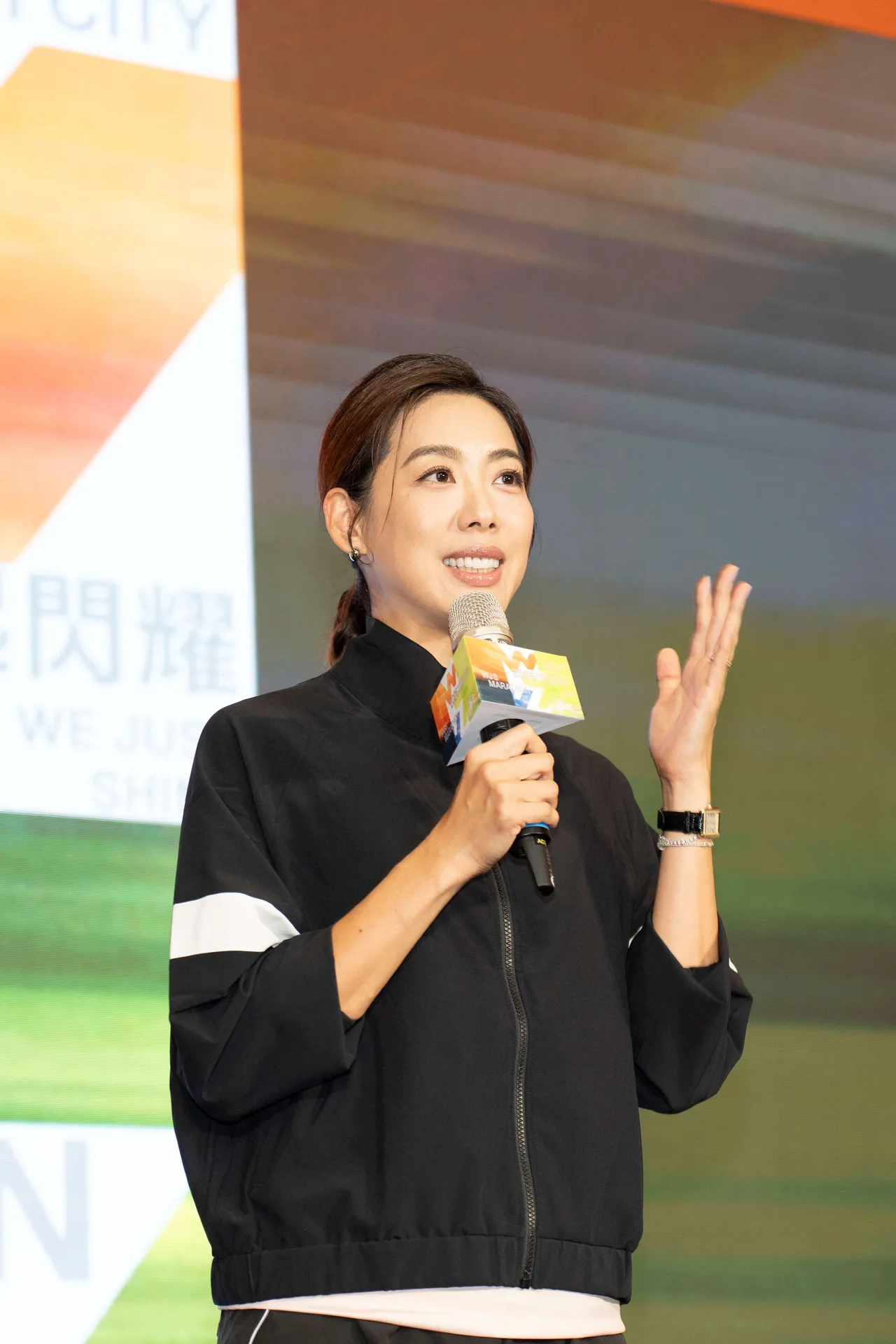 今年赛事为鼓励女性朋友们加入路跑行列,形象大使由模特儿兼演员林可彤担任,挑战马组新增的500个名额全部是女性专属。