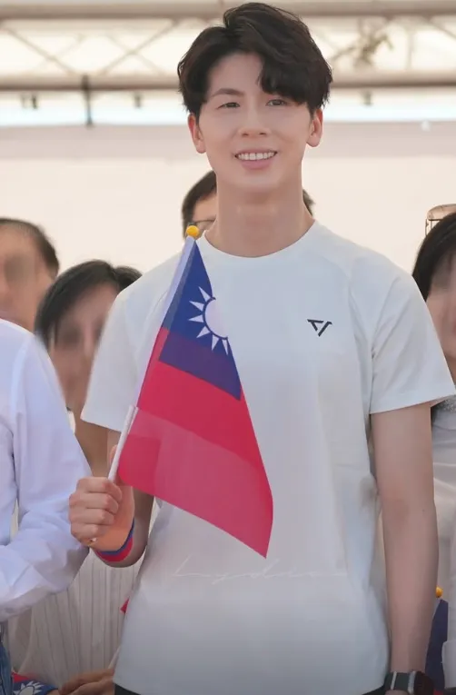 巴黎奧運拳擊金牌選手林郁婷擔任新北國慶領唱人。翻攝自林郁婷IG