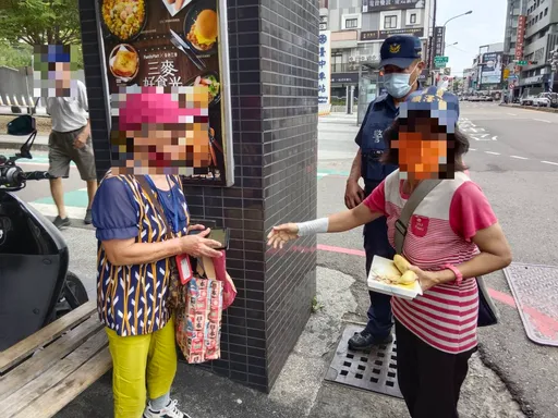 坐过站吓到语无伦次 警助「忘年之交」重逢会面