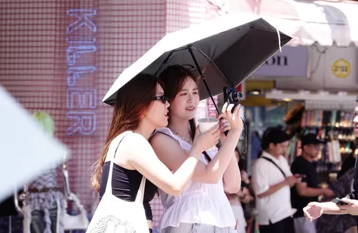 哈隆升中颱!遠離台灣但東北風報到 國慶連假恐有雨
