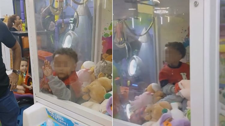 爸爸一轉身「4歲兒不見了」　快速鑽進夾娃娃機陪玩偶受困