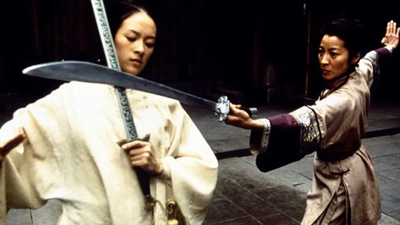 李安以武侠经典《卧虎藏龙》荣获奥斯卡最佳外语片,以东方哲学与武侠美学征服西方。翻摄IMDb