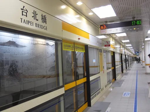 北捷橘線尖峰時刻車門卡死!上千乘客錯愕 原因曝光