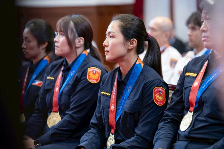 赖清德表示,我国警消同仁非常厉害,与各国顶尖好手同场竞技,拿下74金、46银、48铜,总共168面奖牌。总统府提供