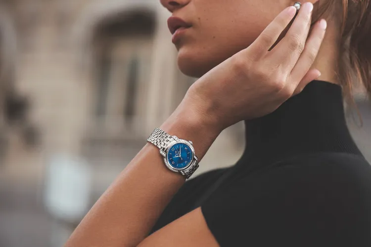 百年靈全新Lady Premier腕錶。品牌提供