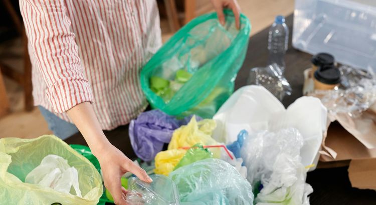 超商貼出1公告網友訝異 店員怨沒公德心揭真相:打開超臭