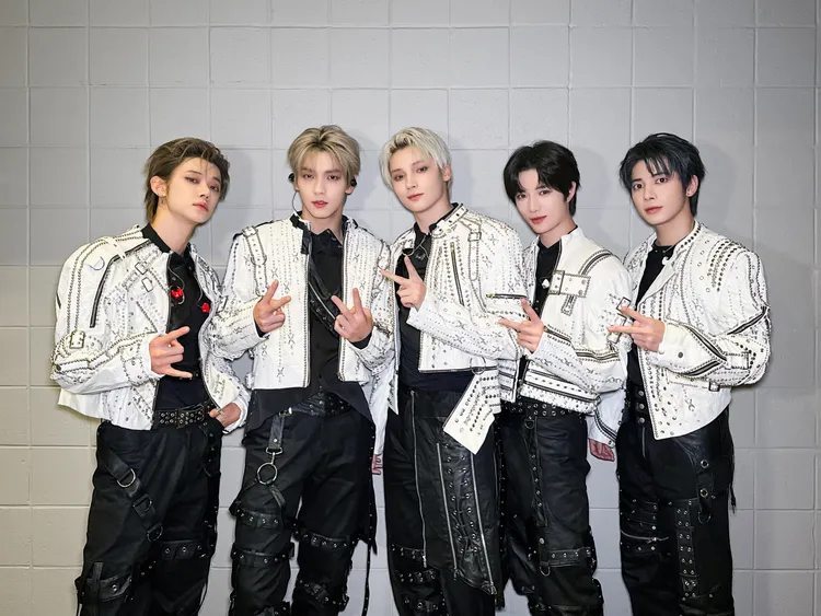 TOMORROW X TOGETHER明年挑战台北大巨蛋,门票被抢光,今宣布2026年2月1日加场。翻摄TXT X