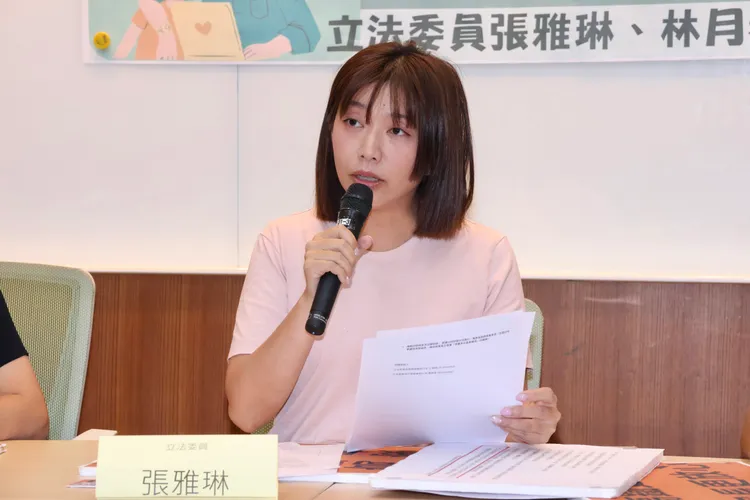 張雅琳指出，高鐵公司應進一步思考，車廂分區或寧靜車廂範圍。記者莊宗達攝