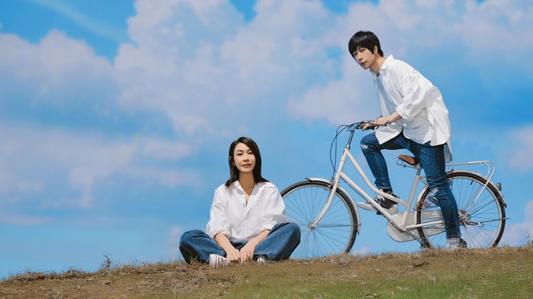 五月天阿信合體劉若英 他俊俏「瓜子臉」意外成焦點