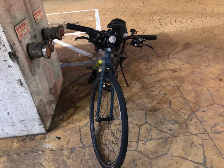 少年騎乘的單車。警方提供