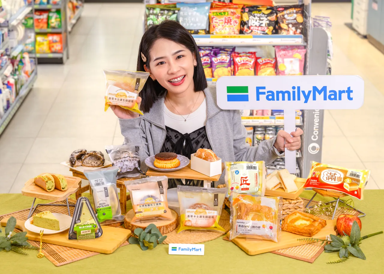 「minimore甜點2025年終慶」一次上架5款全新甜點。全家提供