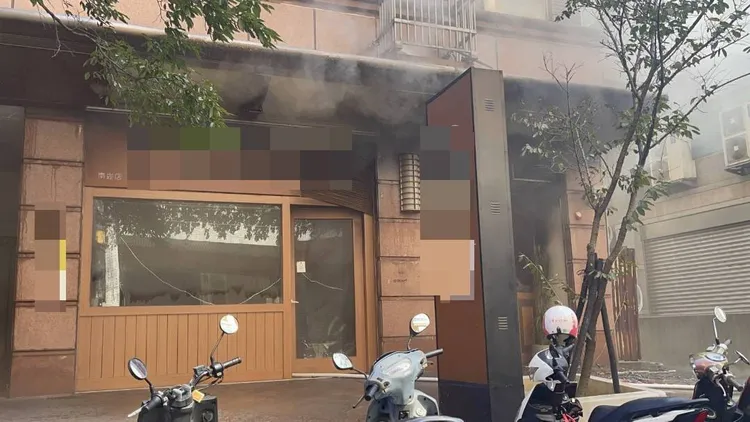 早餐店瓦斯氣爆。桃園市消防局提供