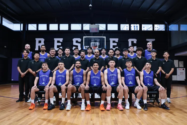 25-26賽季新竹御嵿攻城獅全隊大合照。攻城獅提供