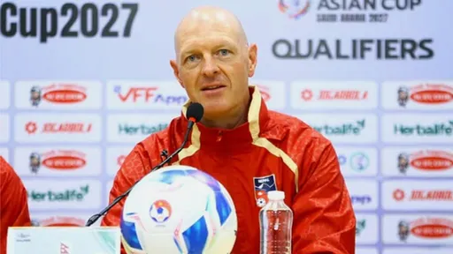 中华男足新任总教练是他　曾率领尼泊尔下克上击败新加坡