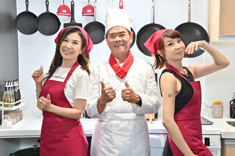 吳楚楚化身總舖師率馬毓芬、范怡文巧扮廚娘攻大巨蛋暖身。中華音樂人交流協會提供