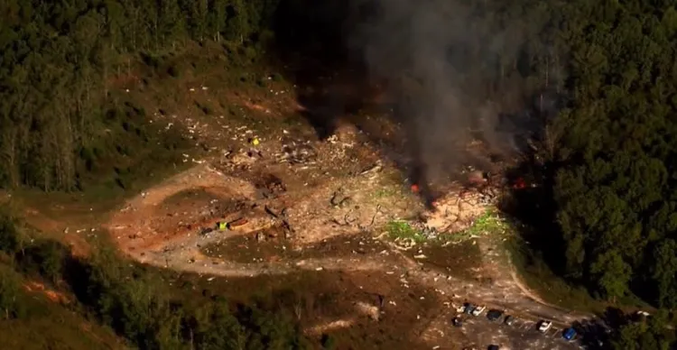 工廠被夷為平地。翻攝自X