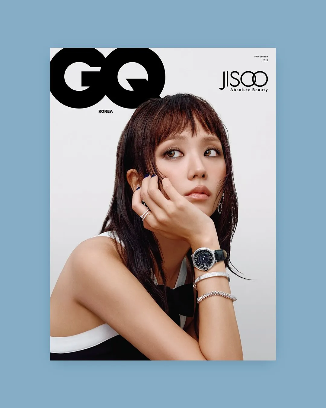 Jisoo登上韩国版《GQ》杂志封面。翻摄gq_korea IG
