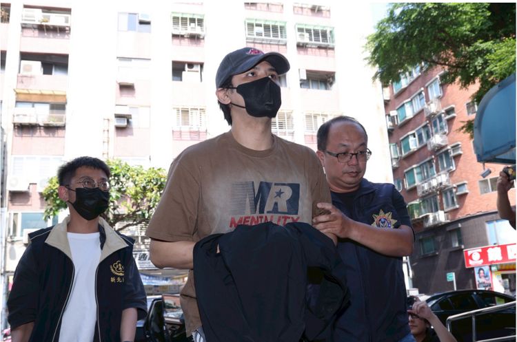 閃兵案開庭! 陳零九等9藝人下午分2梯次出庭