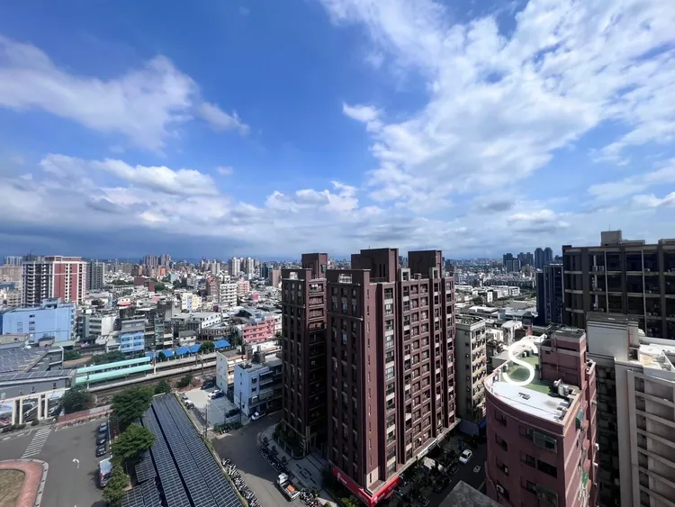 比較設有台積電廠區的行政區近兩年的中古屋交易量變化，竹北市量縮最為明顯，減幅近7成。永慶房產集團提供