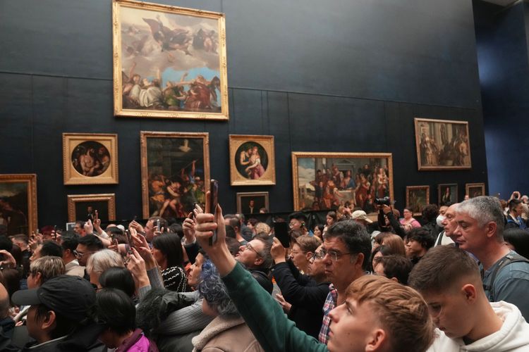 羅浮宮30億元珍寶遭竊 館長:何不設派出所?