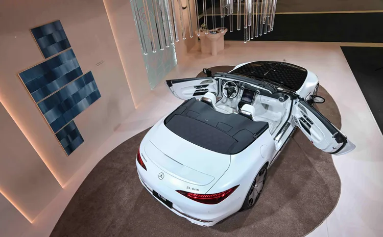 Mercedes-Maybach SL 680 Monogram Series展現動態中的平衡之美。業者提供