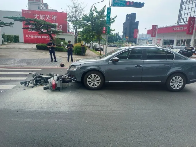 事故發生在台中市北屯區好市多商圈捷運舊社站旁。民眾提供