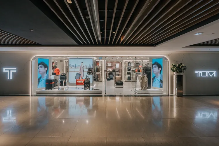 TUMI麗晶精品高端經典概念店。品牌提供