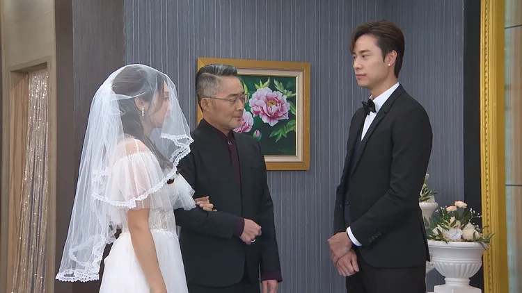 劉書宏（右）和江國賓對戲圓夢了。三立提供