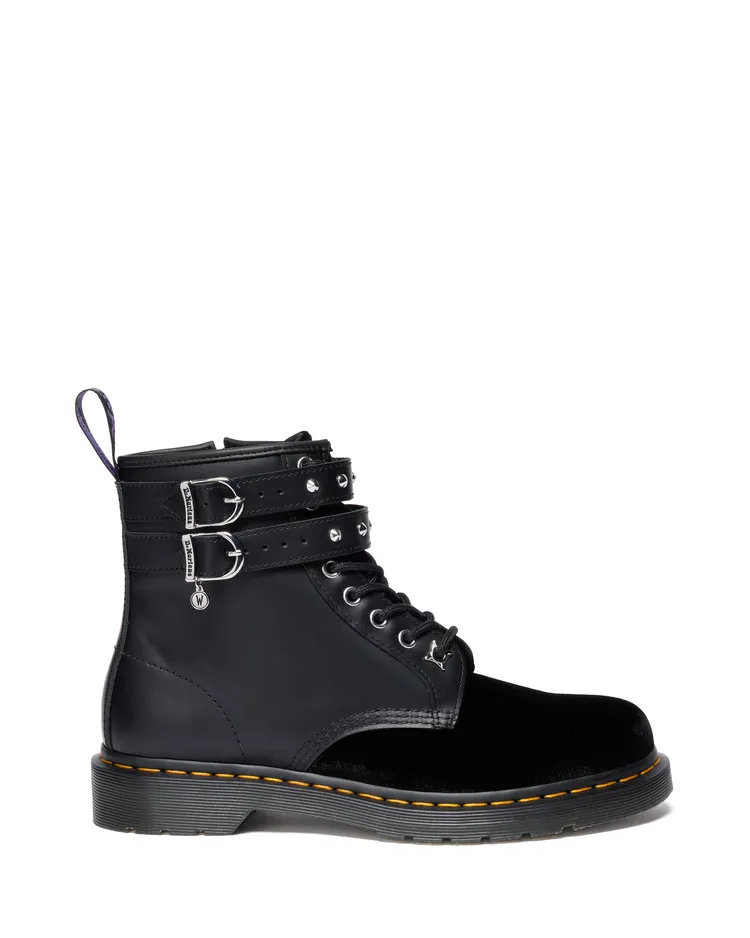 Dr. Martens X Wednesday 1460八孔馬汀靴，8980元。品牌提供