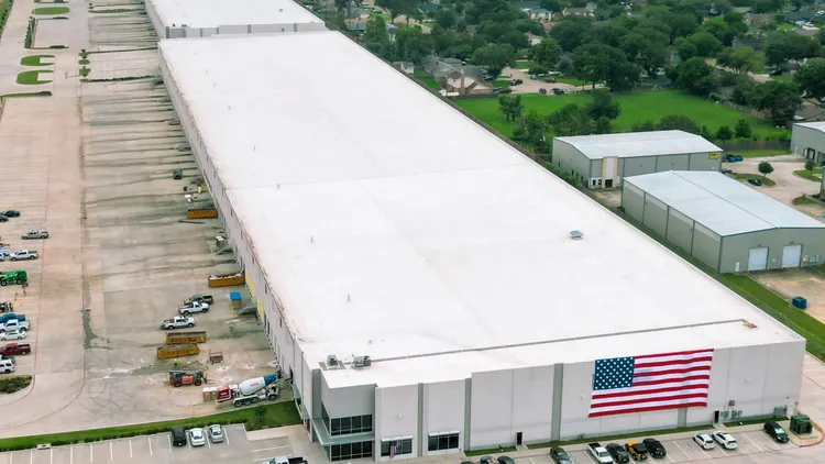 蘋果在美國德州興建的AI 伺服器工廠。CNBC