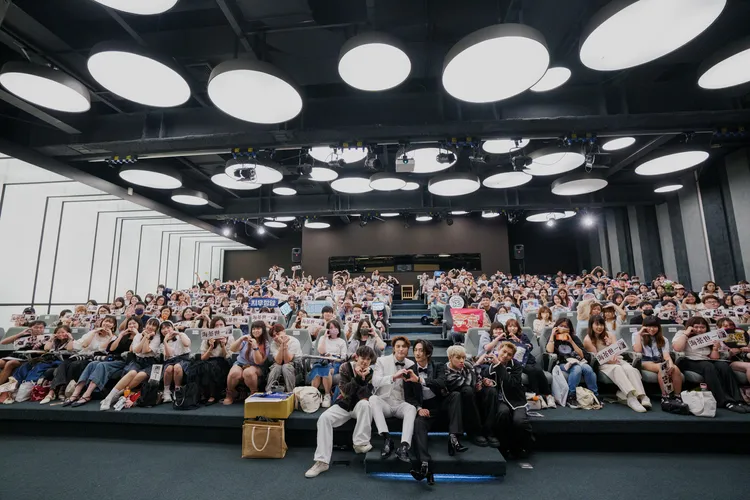 《靈魂約定》會粉絲。三立提供