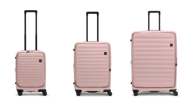 LOJEL CUBO嫩粉色行李箱21吋（左起）／1萬1800元、26吋／1萬3800元、30吋／1萬5800元。品牌提供