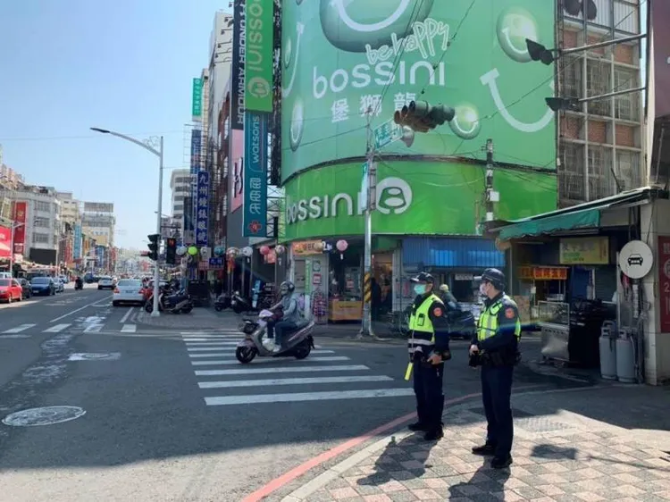 國慶連假期間，屏東縣警局在重要路規劃疏導勤務。屏東縣警局提供