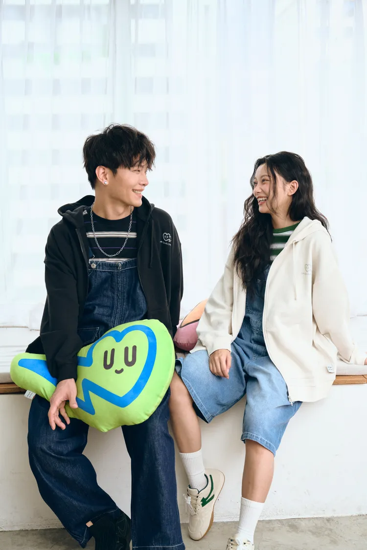 Kurt Wu招牌的愛心角色化身各種單品。品牌提供