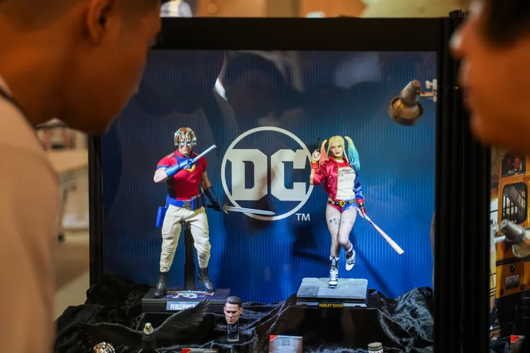 DC經典人物和平使者與小丑女。田欣雲攝影