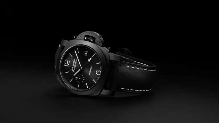 沛纳海 Luminor GMT Ceramica PAM01460。品牌提供