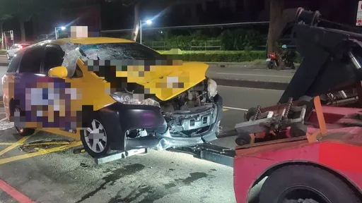 婦人闖紅燈遭汽車撞死 駕駛依過失致死罪嫌送辦