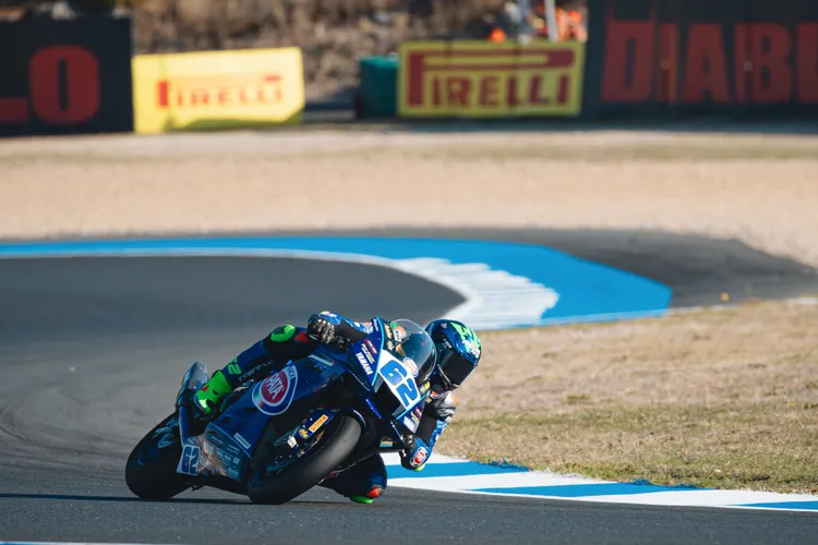 WorldSSP組的Stefano Manzi（Yamaha）在Race2拿下勝利提前封王。業者提供